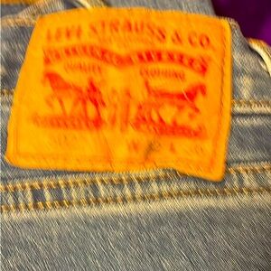 Mens Levis size 32x30 jeans